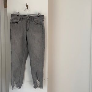Ankle-length jeans